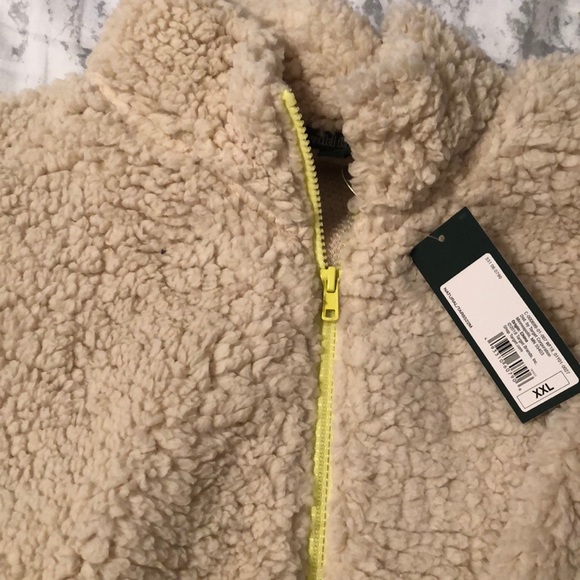 Wild Fable Sherpa - Picture 2 of 6